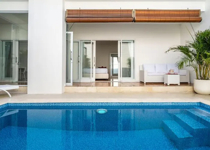 Luxury Minimalist Nobu In アパート